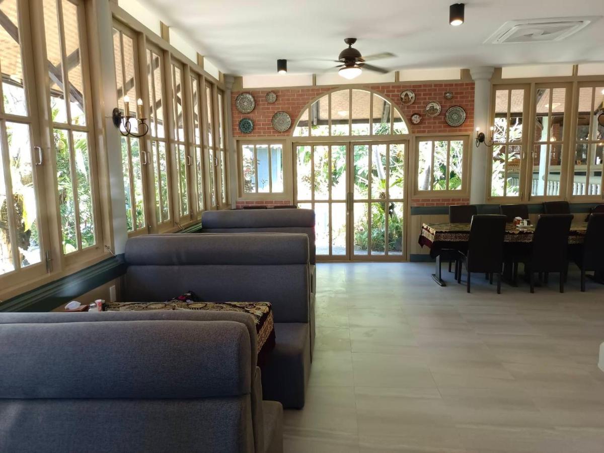 Let'S Hyde Pattaya Resort & Villas - Pool Cabanas מראה חיצוני תמונה