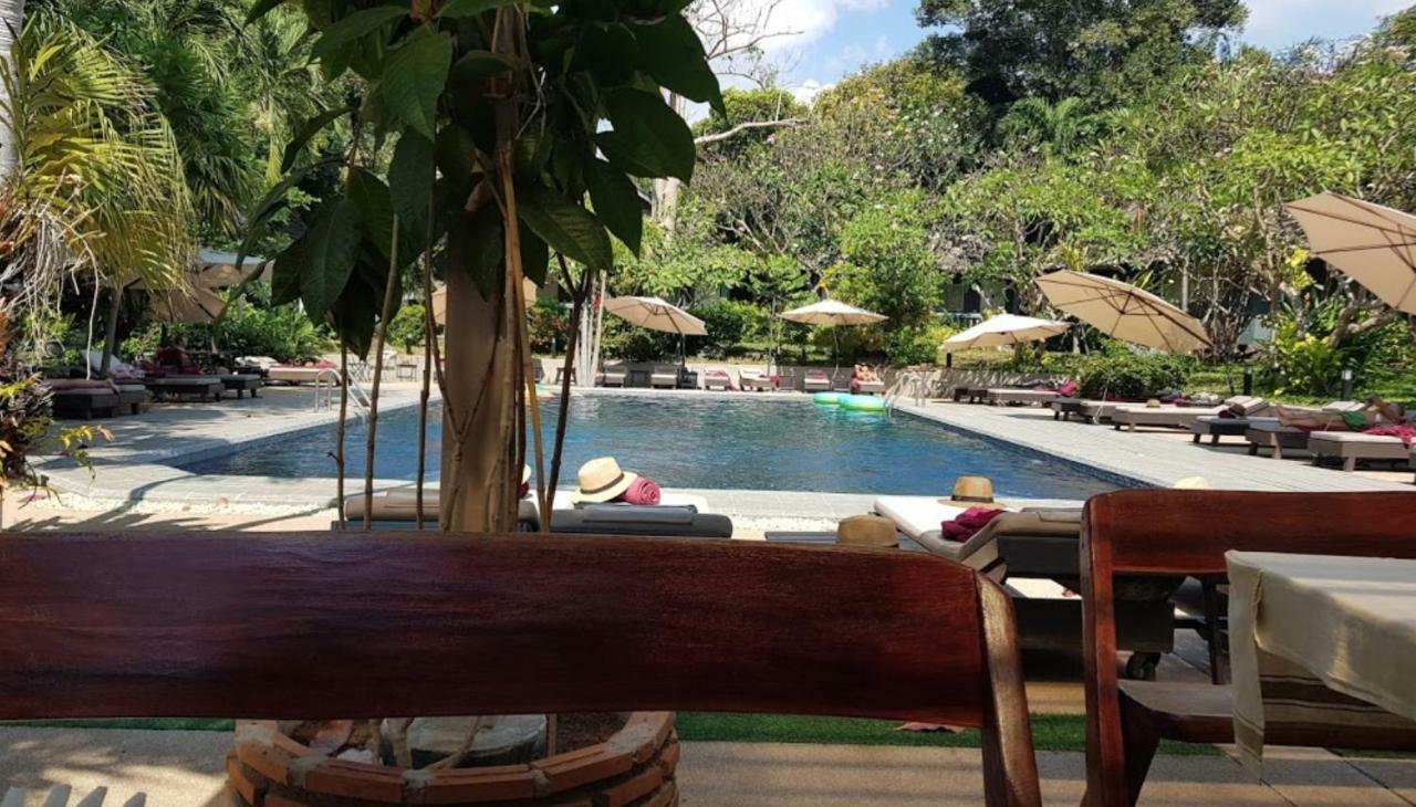 Let'S Hyde Pattaya Resort & Villas - Pool Cabanas מראה חיצוני תמונה
