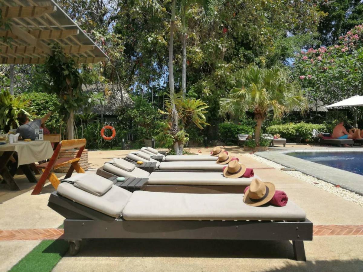 Let'S Hyde Pattaya Resort & Villas - Pool Cabanas מראה חיצוני תמונה